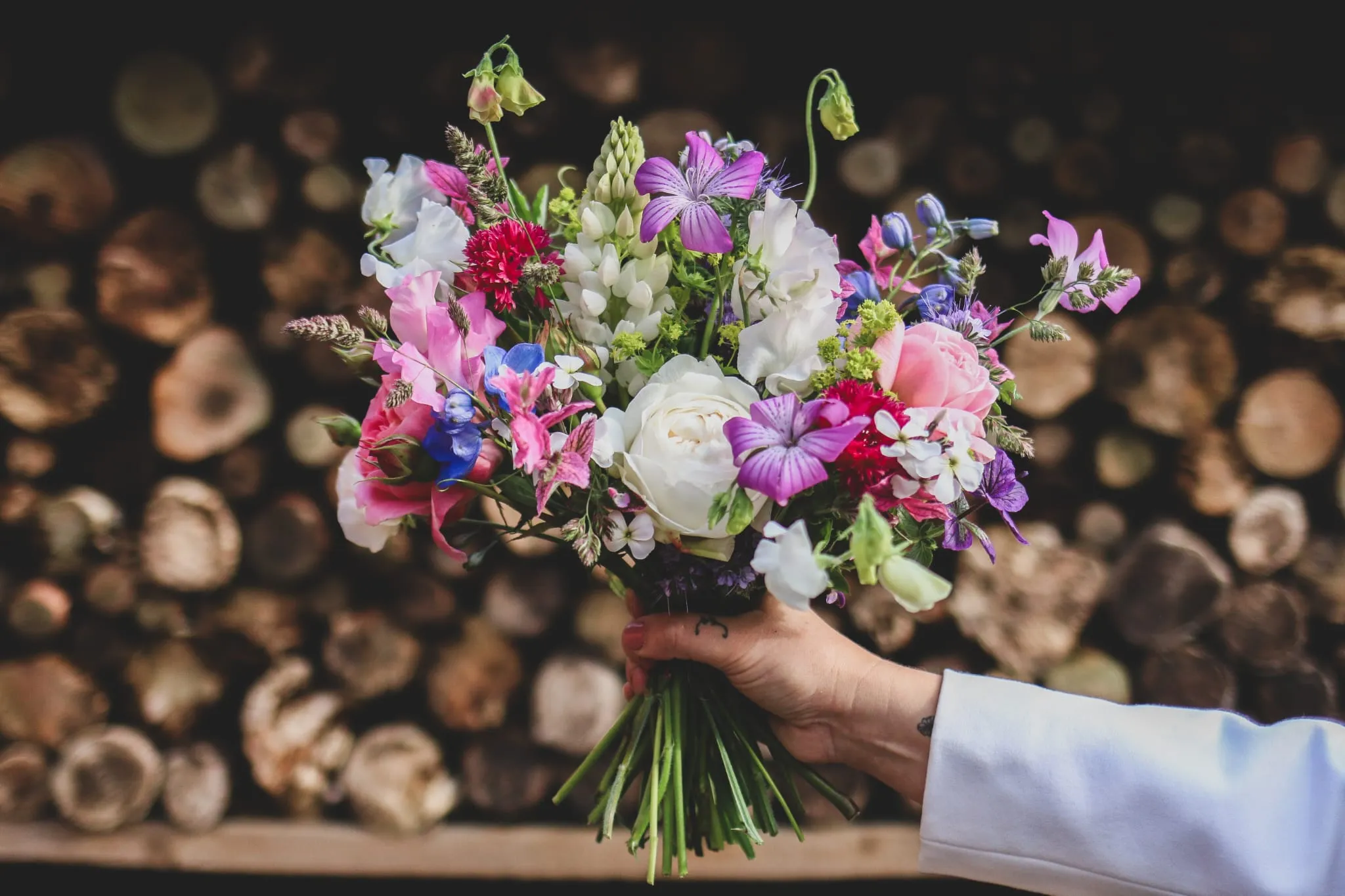 Seasonal bridal bouquet