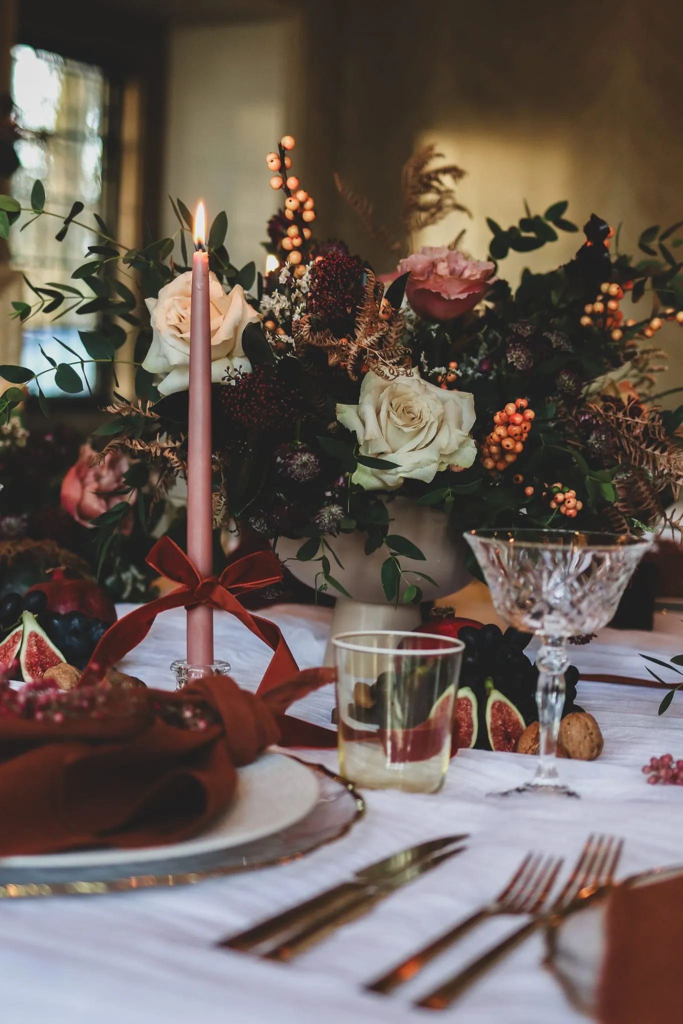 Seasonal wedding flowers