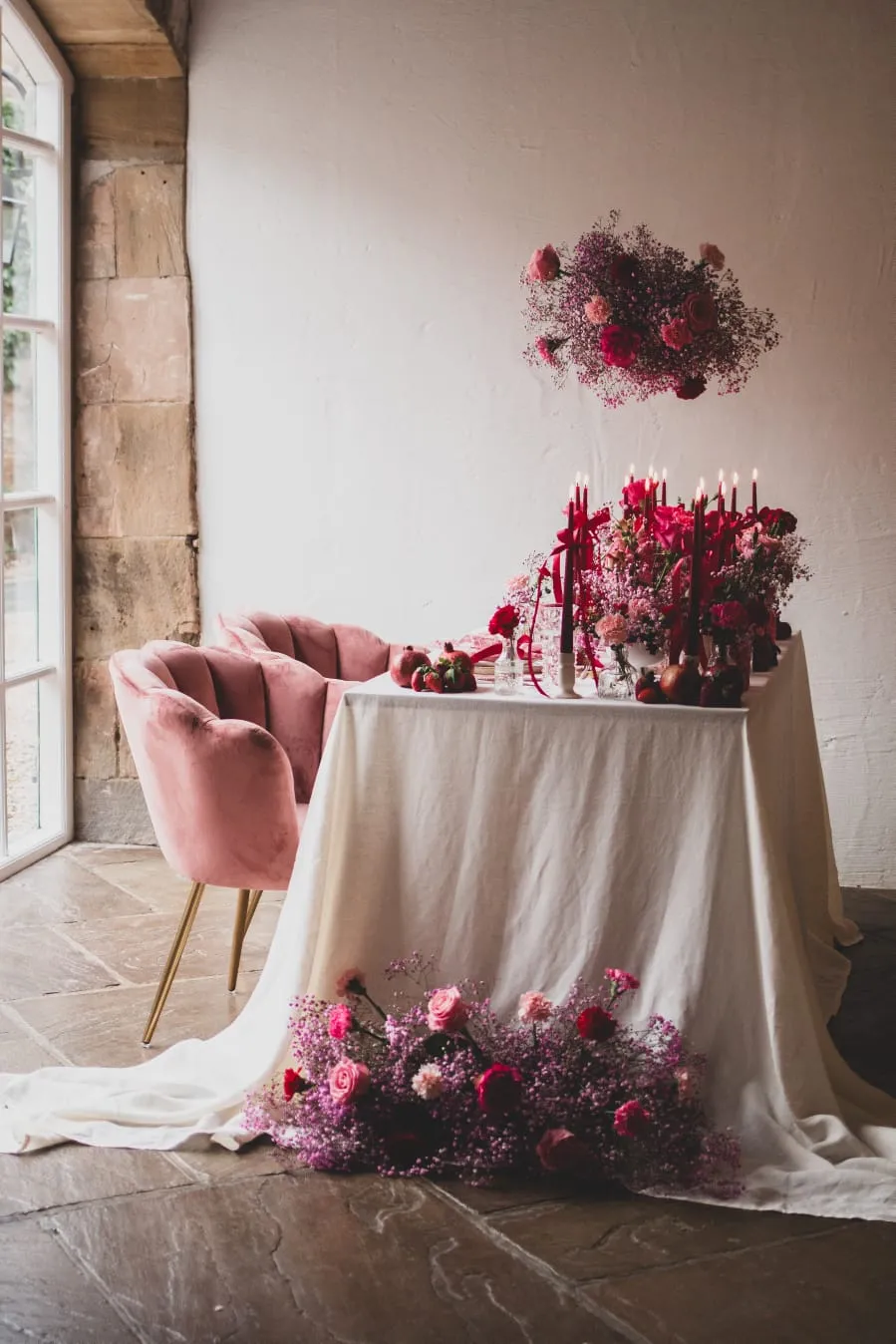 Seasonal wedding flowers