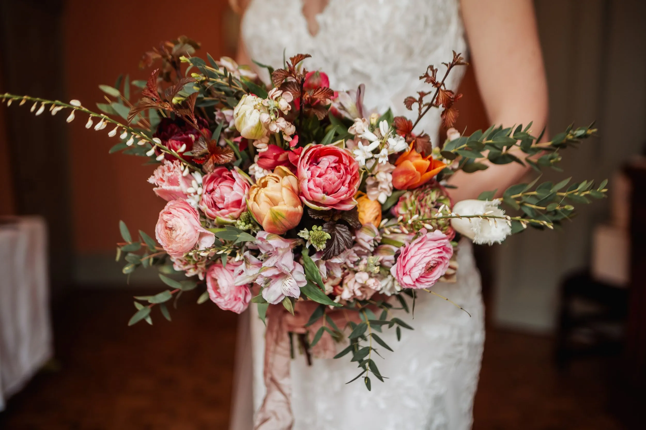 Seasonal bridal bouquet