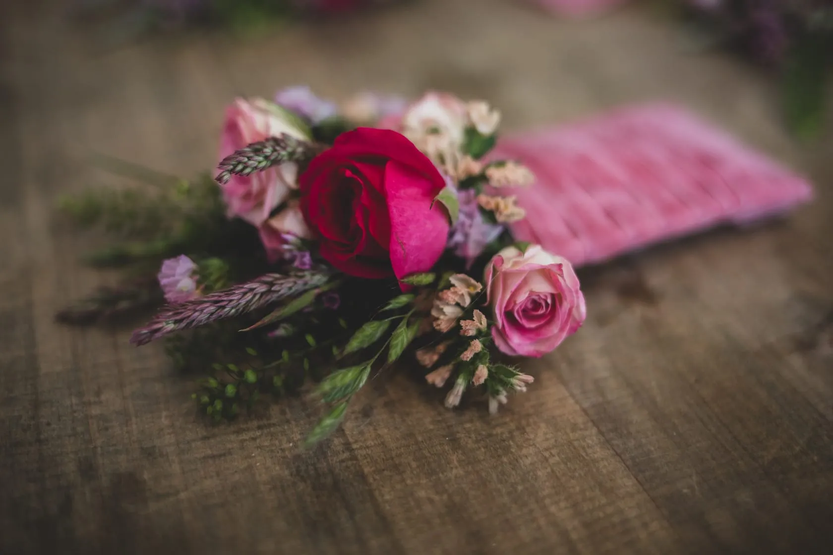 Seasonal wedding flowers
