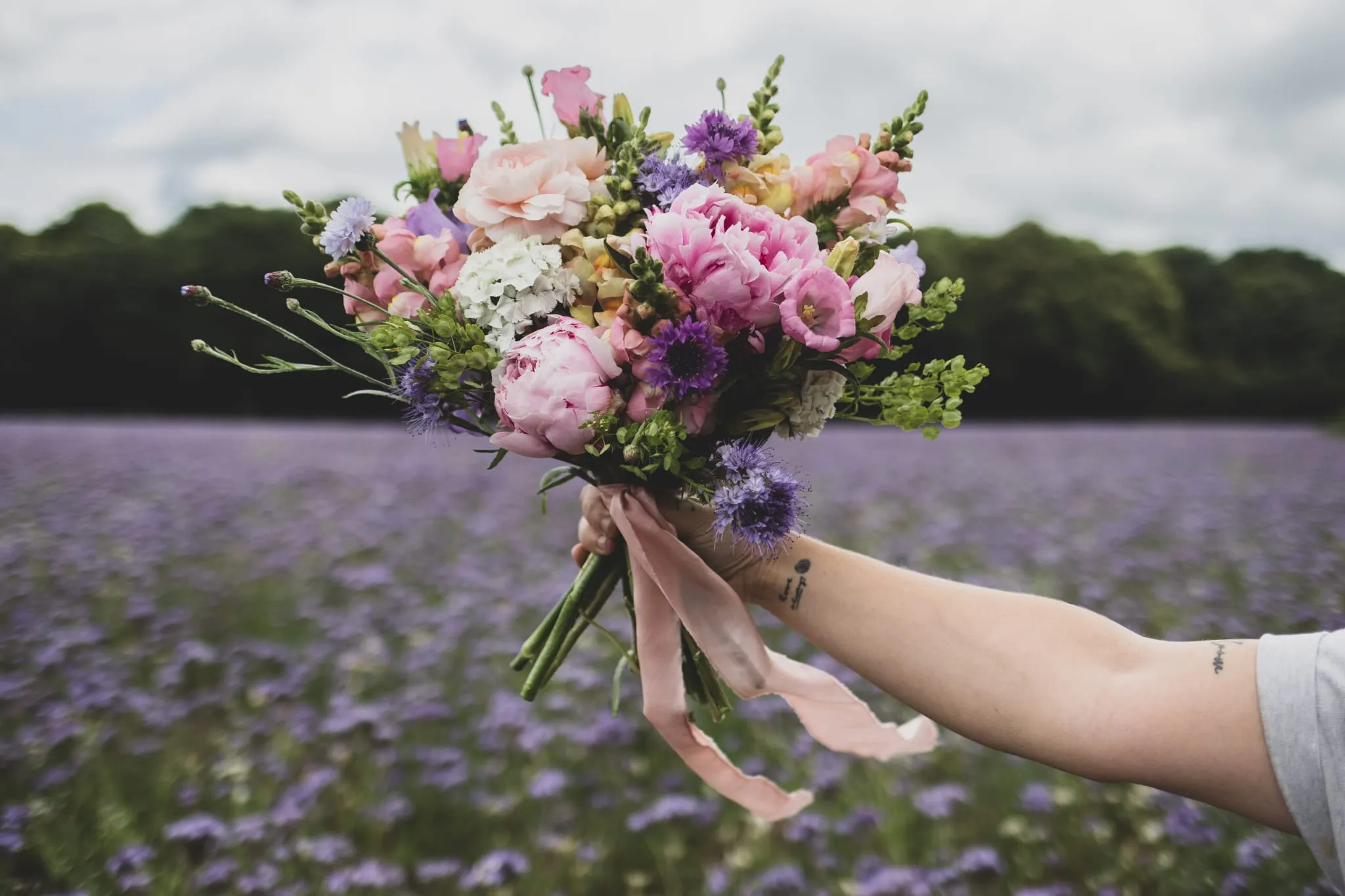 Seasonal bridal bouquet