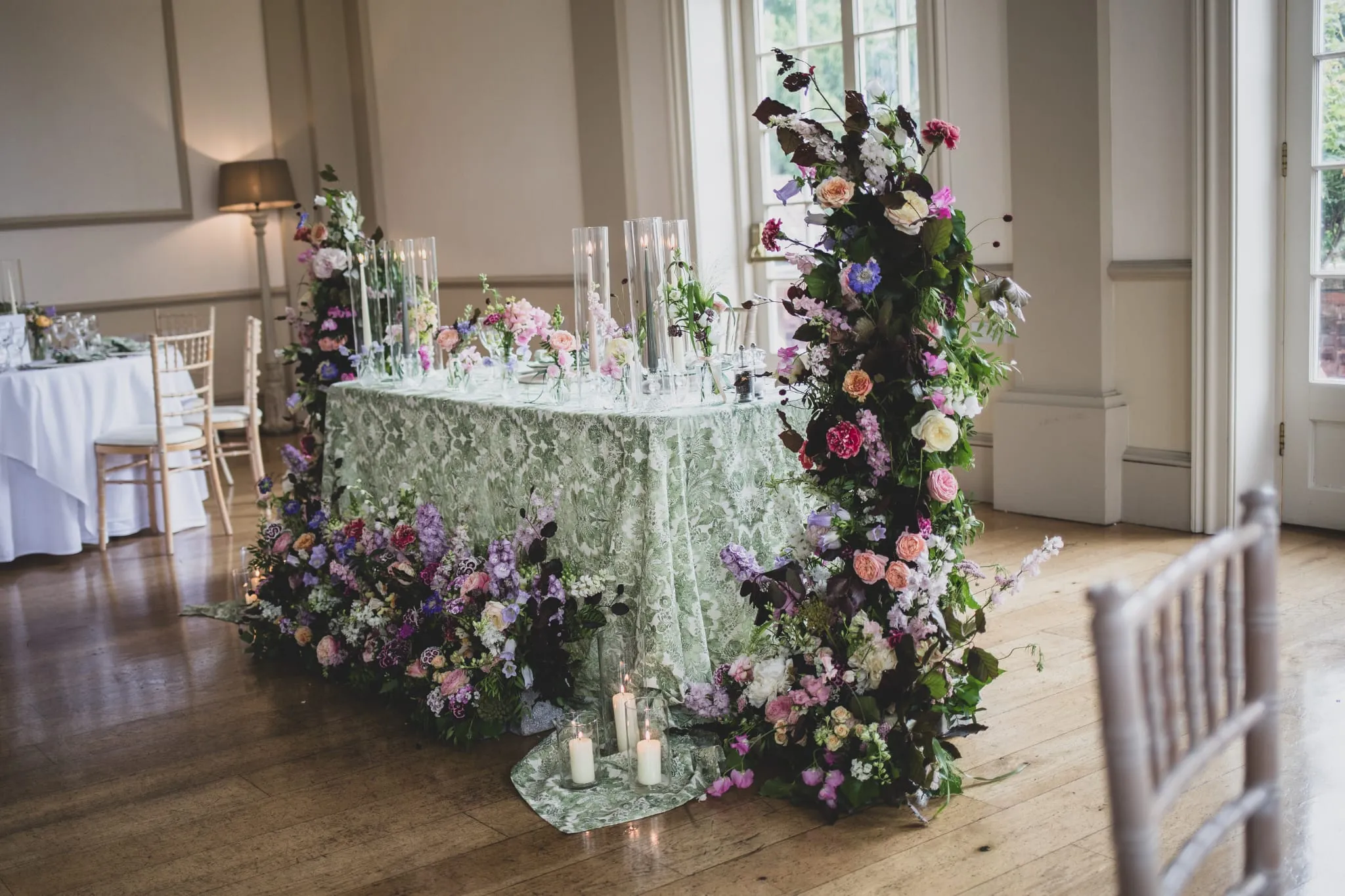 Seasonal wedding flowers