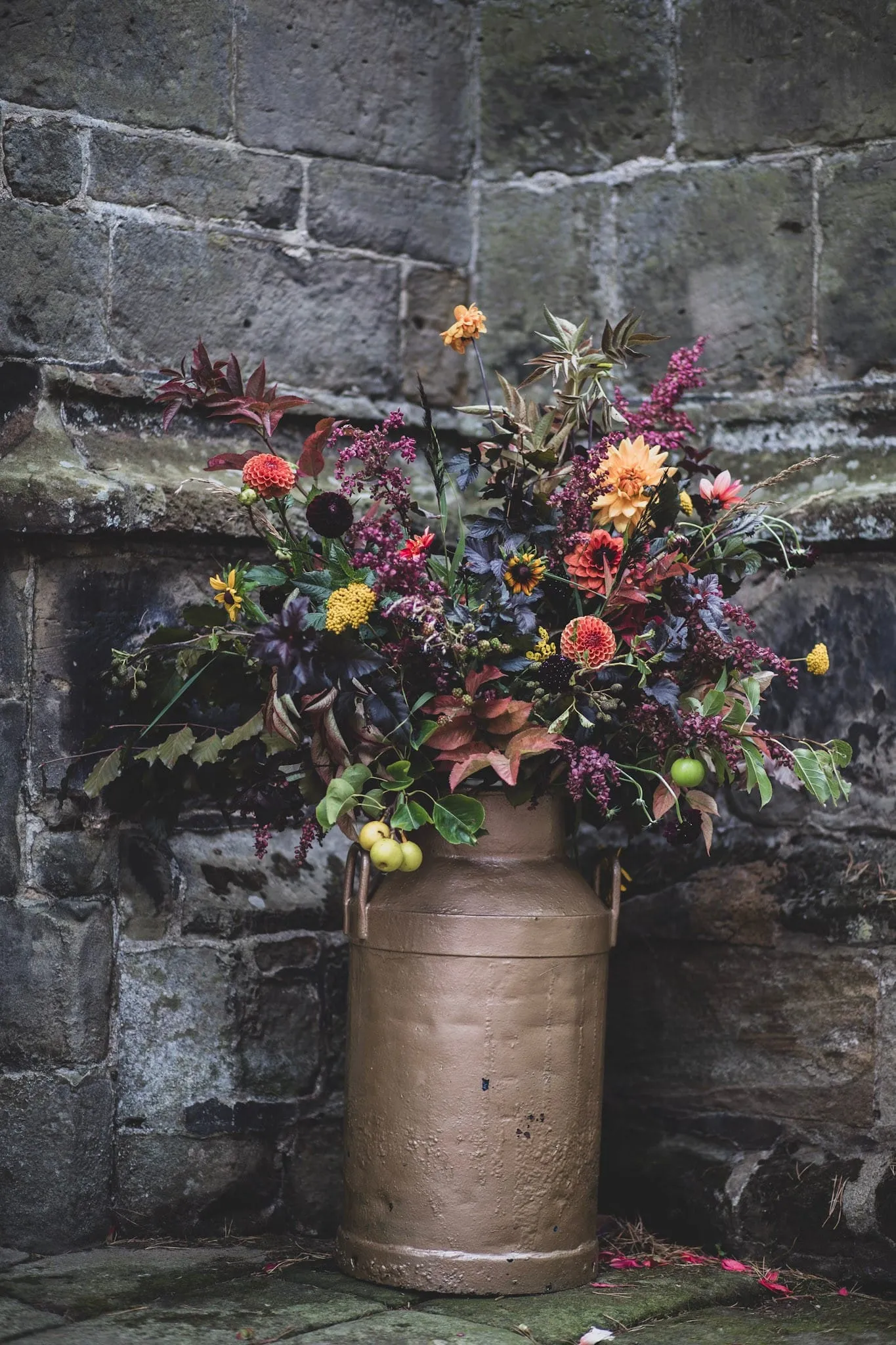 Seasonal wedding flowers