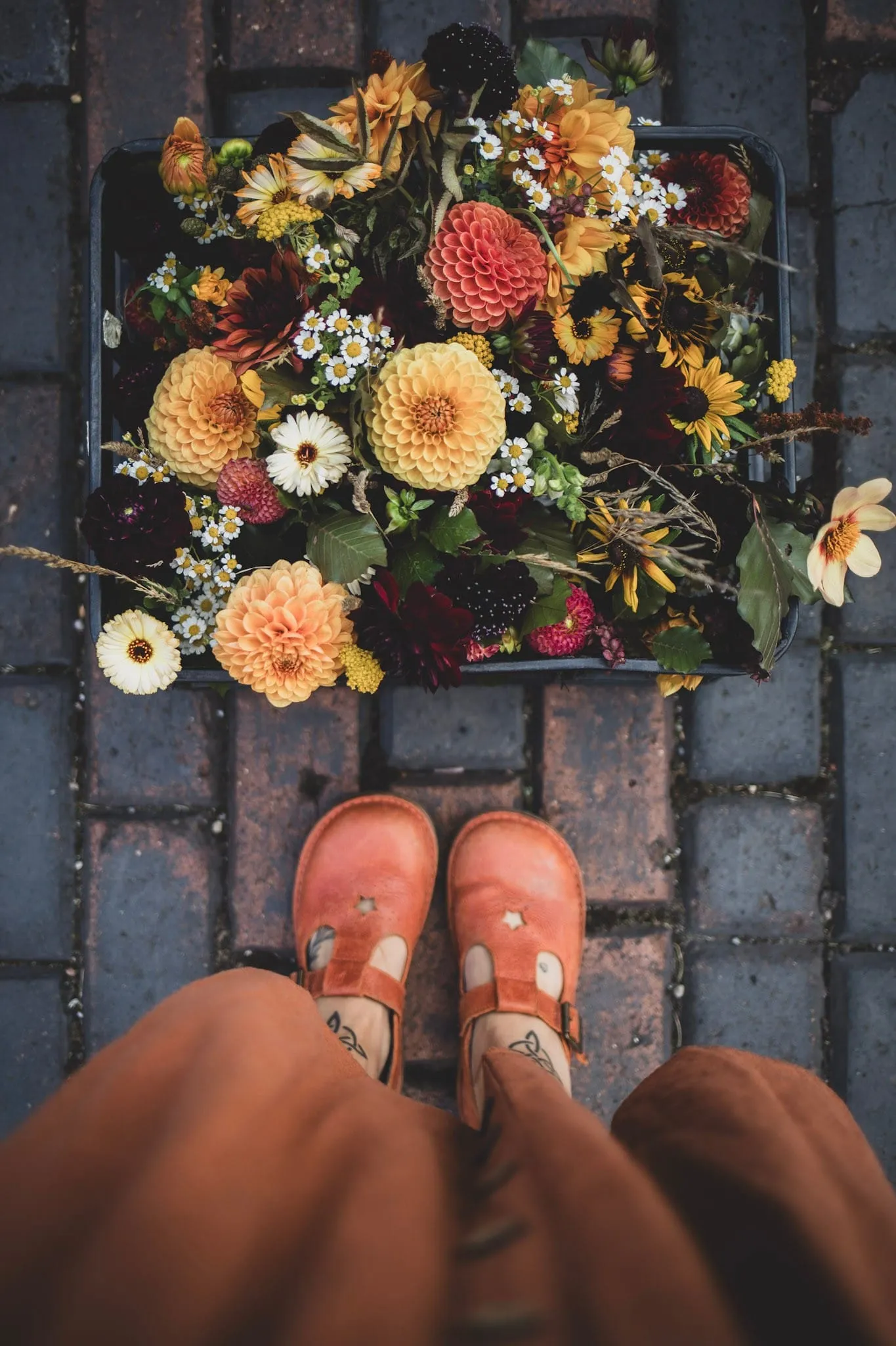 Seasonal wedding flowers
