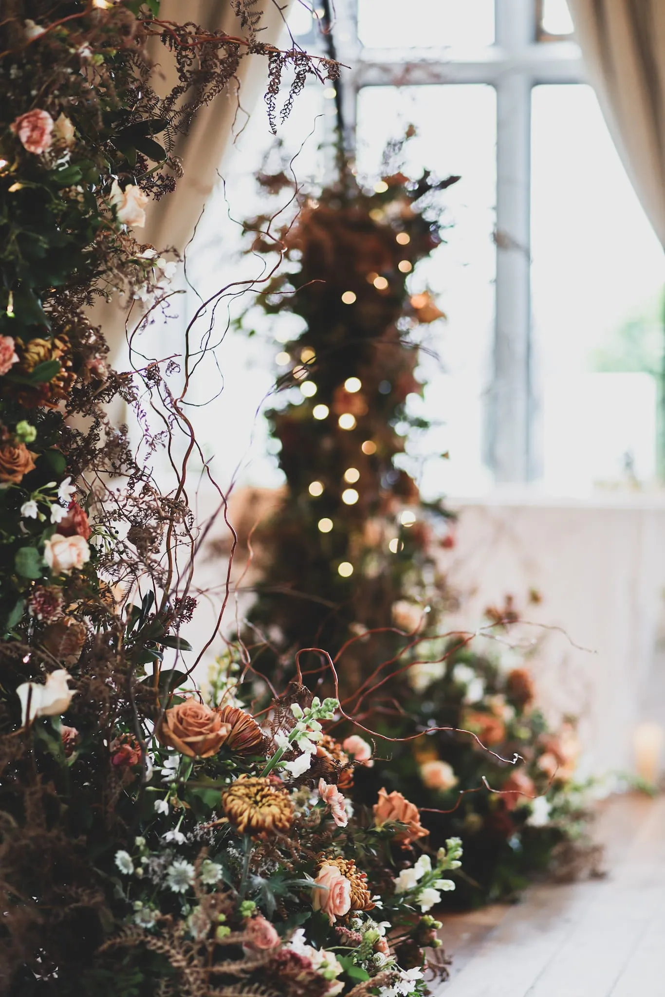 Seasonal wedding flowers