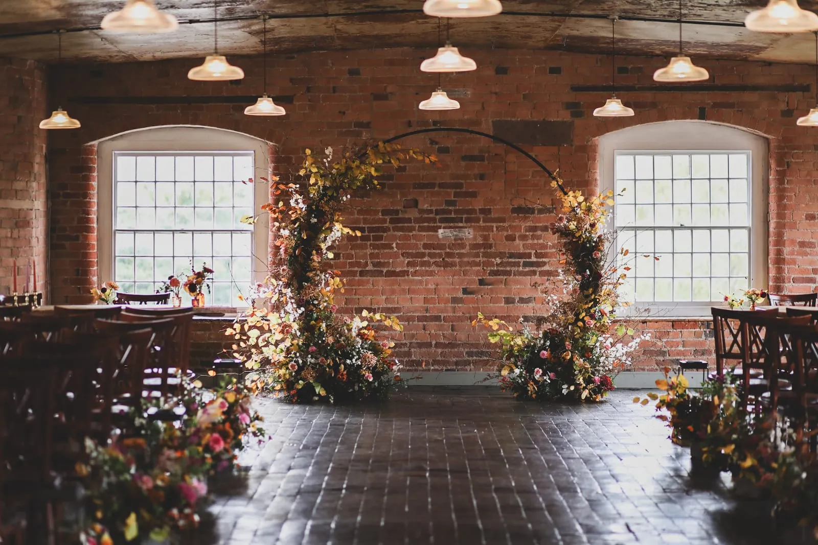 Seasonal wedding flowers